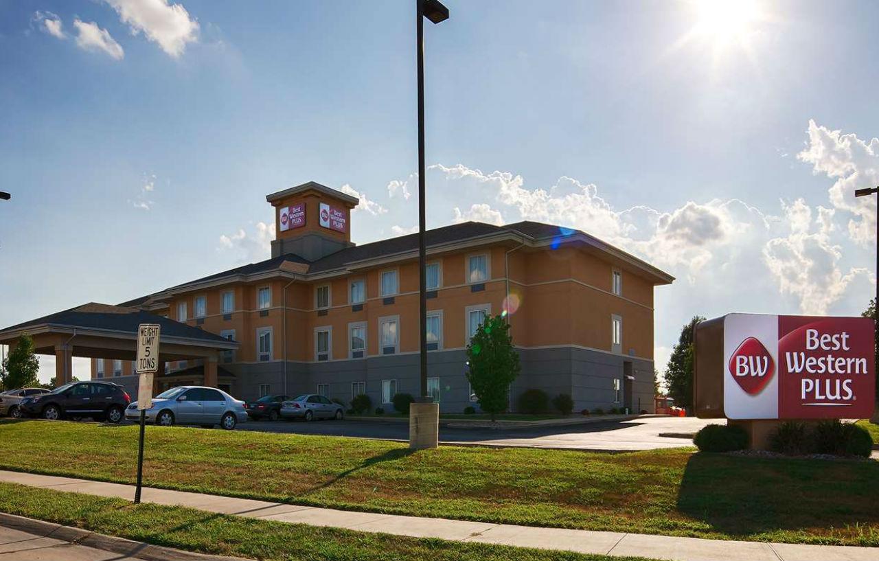 Best Western Plus Pontoon Beach Exterior photo